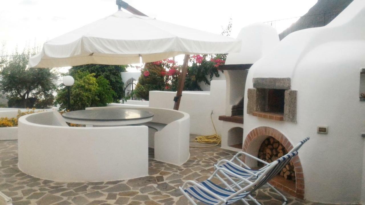 Case Vacanze Villa Lory Malfa  Eksteriør bilde